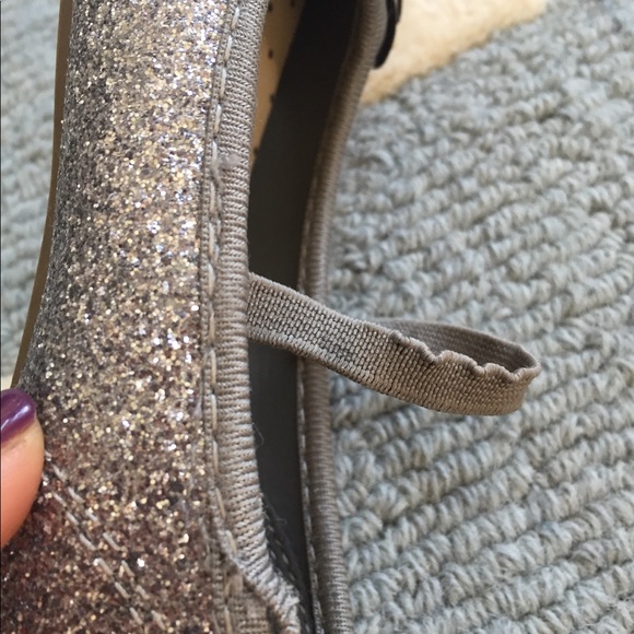 Silver ballet flats. - Picture 5 of 6